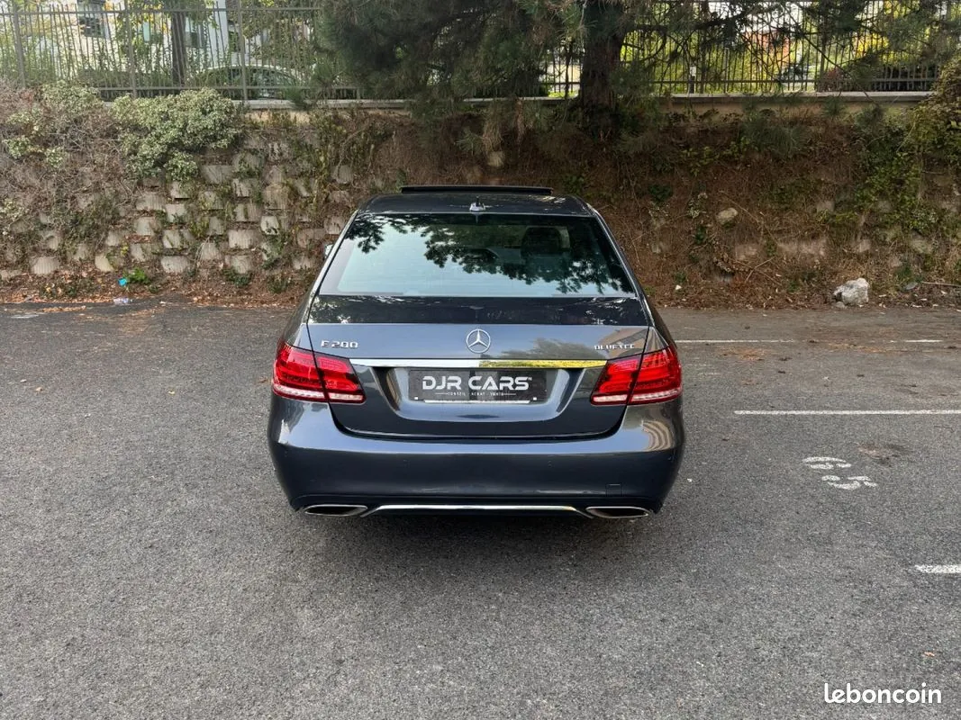 Mercedes-Benz E-Class 2014 photo 5