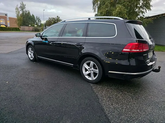Volkswagen Passat 2012 photo 3