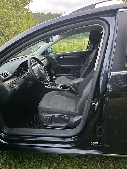 Volkswagen Passat 2012 photo 5