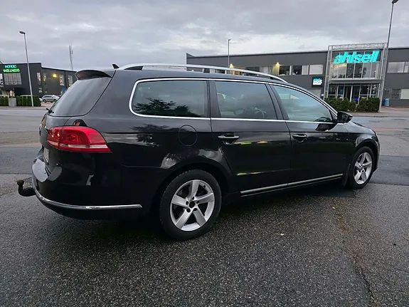 Volkswagen Passat 2012 photo 4