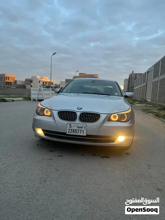 BMW 5 Series 2009 photo 5