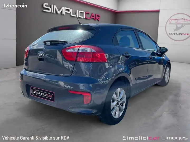 Kia Rio 2016 photo 5