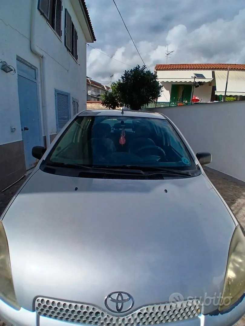 Toyota Yaris 1999 photo 5