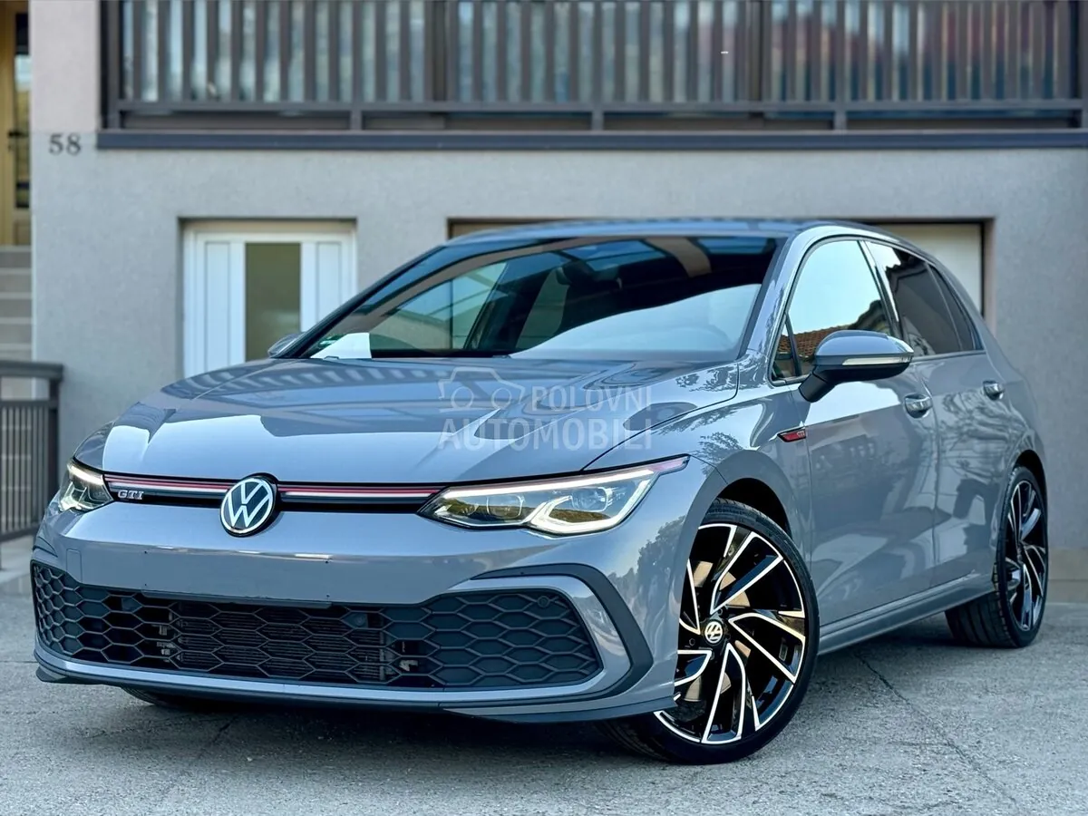 Volkswagen Golf 8