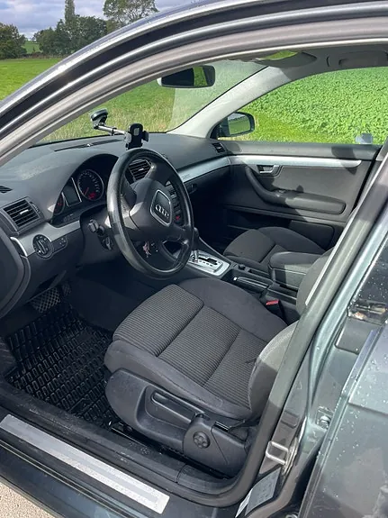 Audi A4 2005 photo 4