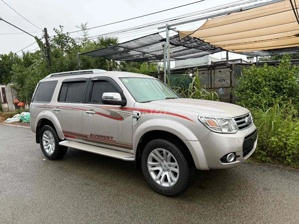 Ford Everest 2014 photo 3