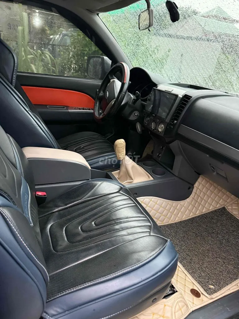 Ford Everest 2014 photo 4