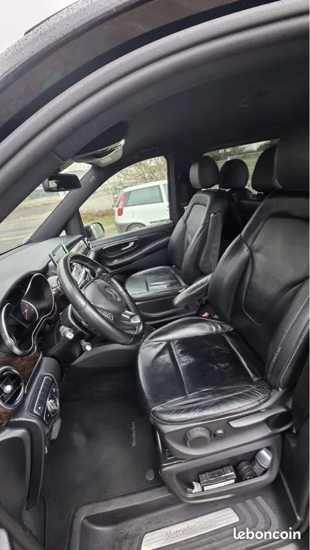 Mercedes-Benz V 2018 photo 2
