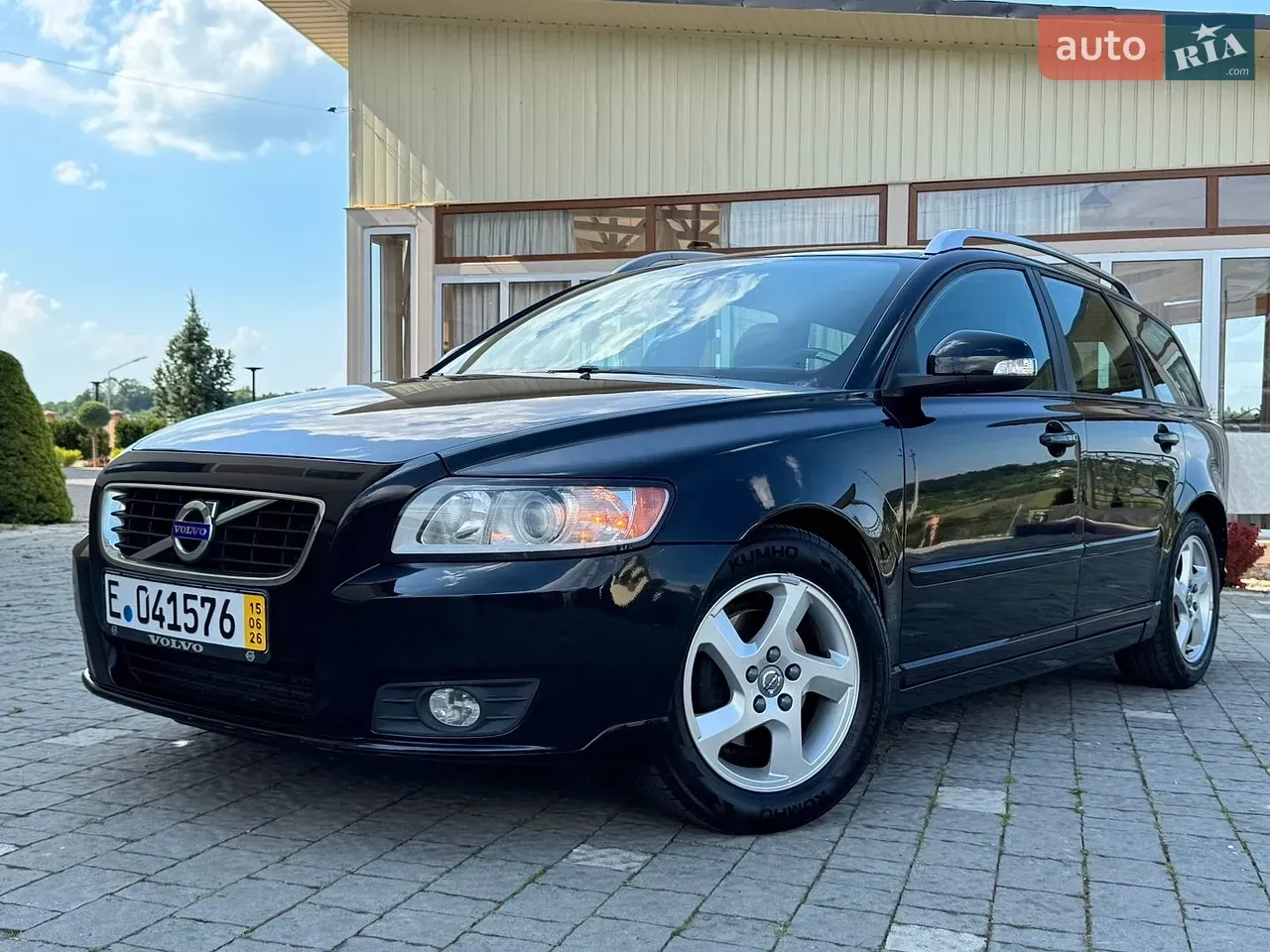 Volvo V50 2011 photo 4