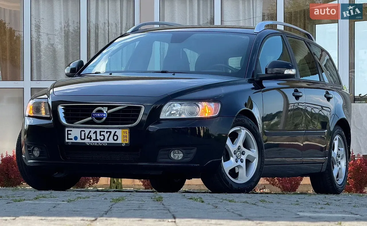 Volvo V50