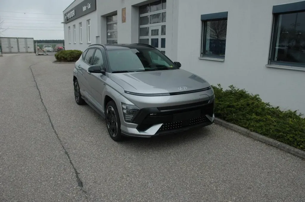 Hyundai Kona 2026 photo 2