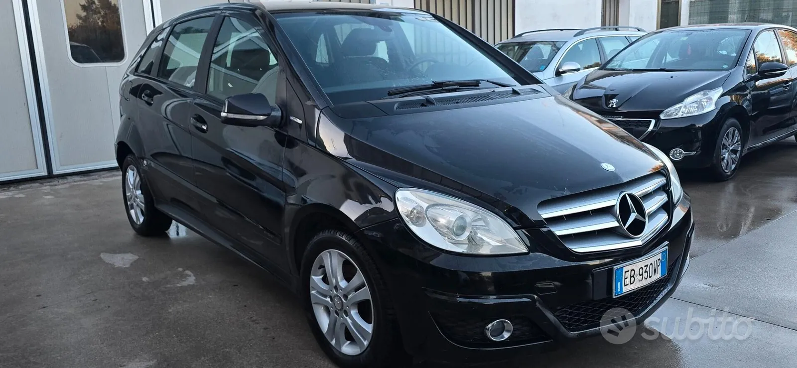 Mercedes-Benz B 180 2010 photo 4