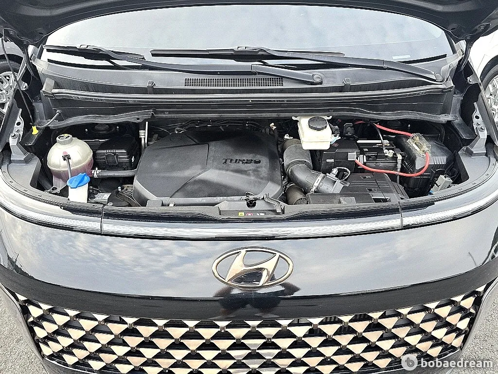 Hyundai Staria 2022 photo 5