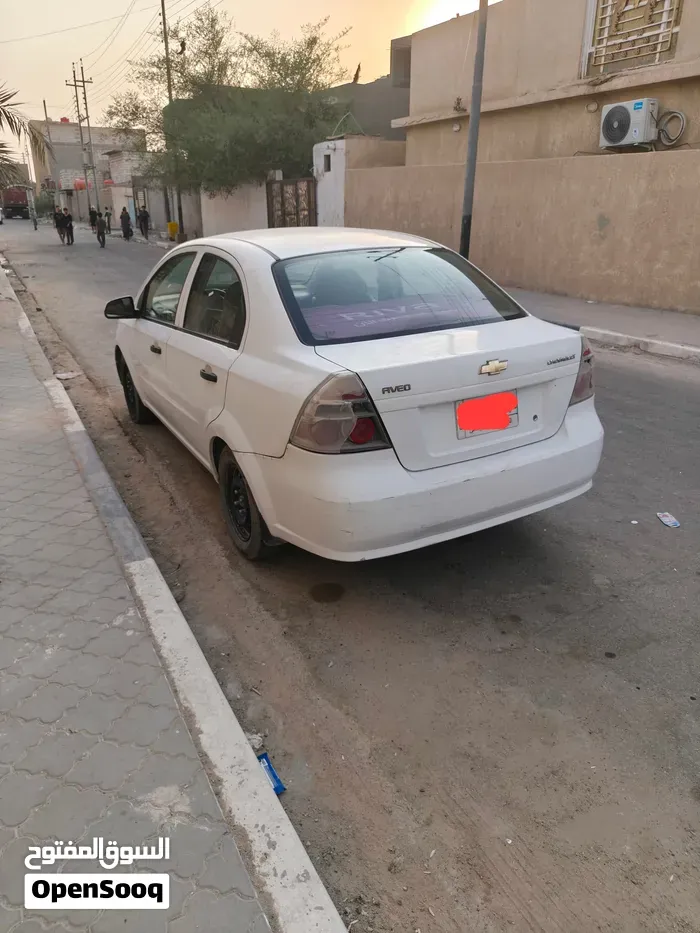Chevrolet Aveo 2011 photo 3