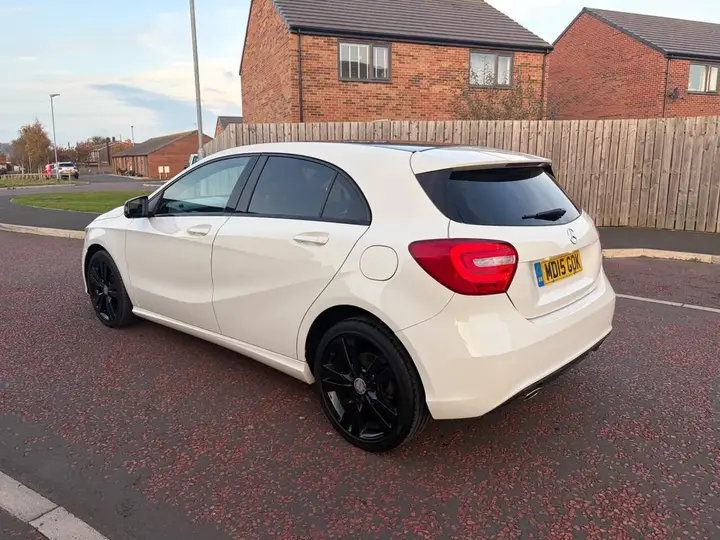Mercedes-Benz A-Class 2015 photo 4
