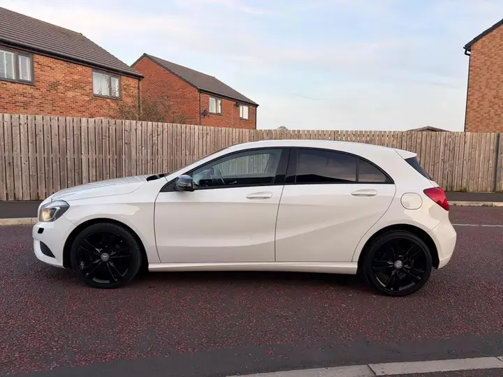 Mercedes-Benz A-Class 2015 photo 3