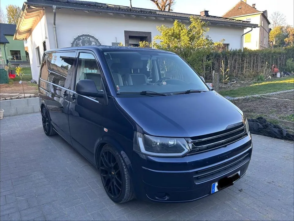 Volkswagen T5.2 Caravelle