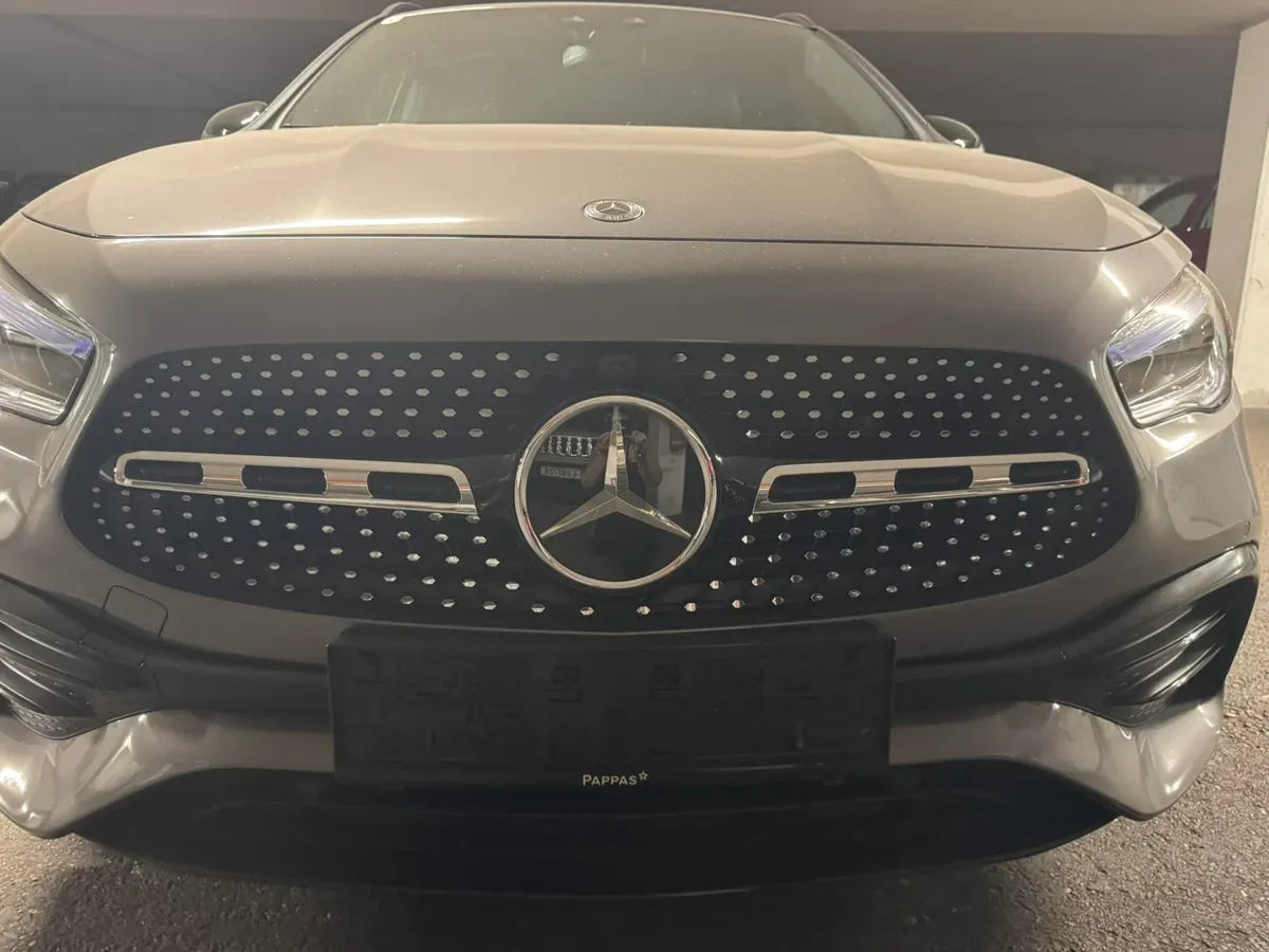 Mercedes-Benz Gla Class 2023 photo 3