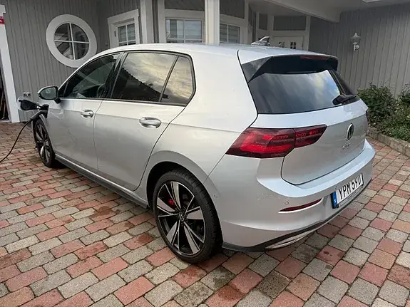 Volkswagen Golf Viii 2023 photo 2