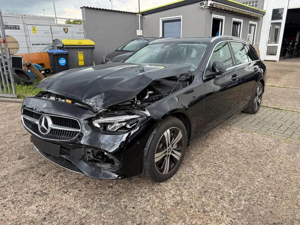 Mercedes-Benz C 300