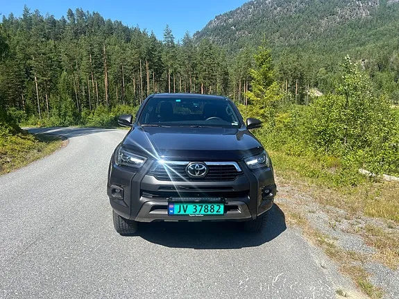 Toyota Hilux 2026 photo 2