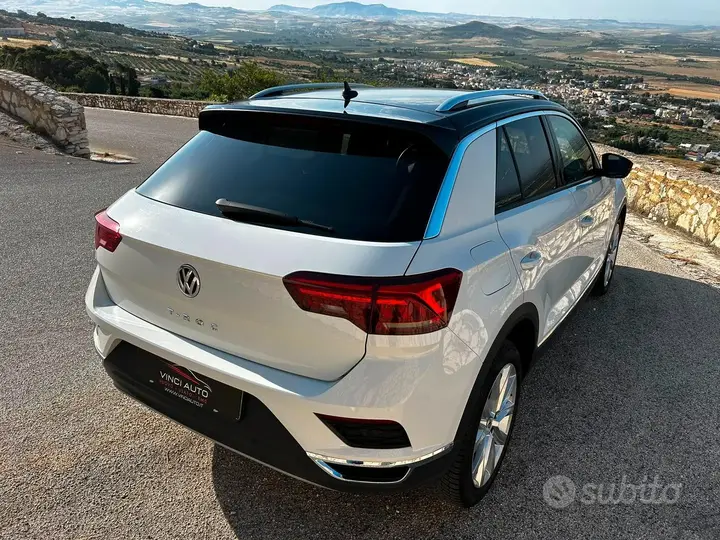 Volkswagen T-Roc 2019 photo 3