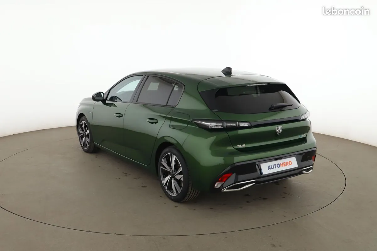 Peugeot 308 2022 photo 2