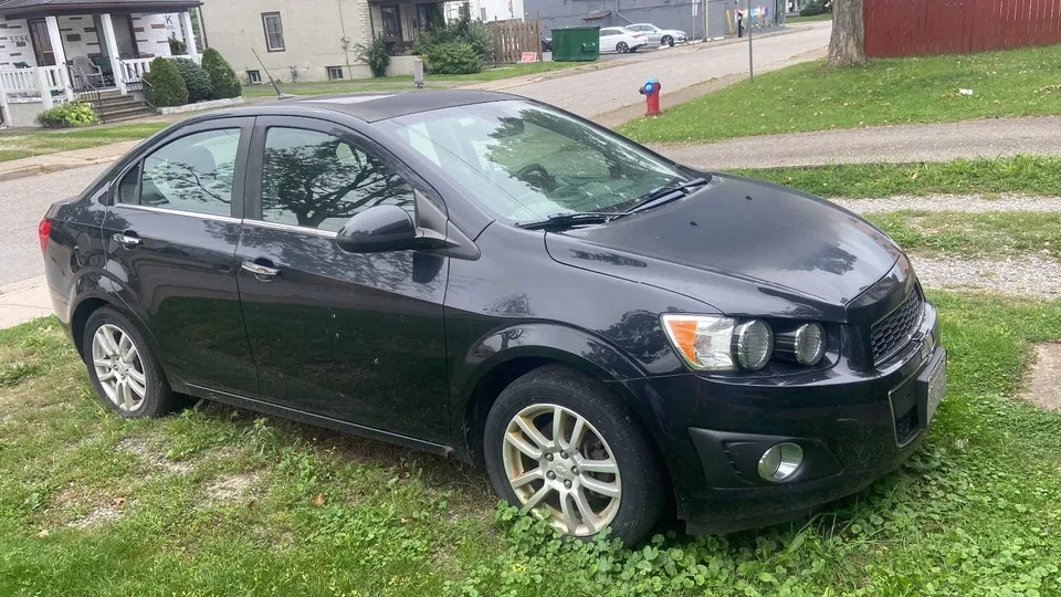 Chevrolet Sonic 2013 photo 2