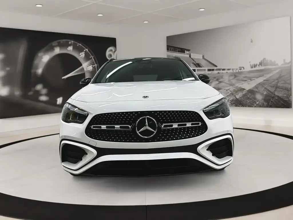 Mercedes-Benz Gla 2025 photo 2