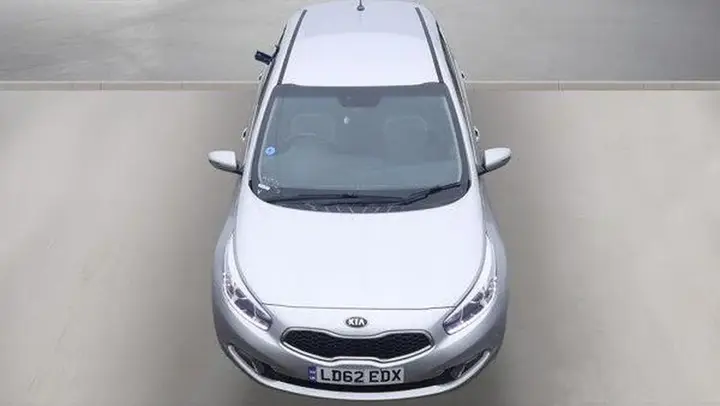 Kia Ceed 2012 photo 2