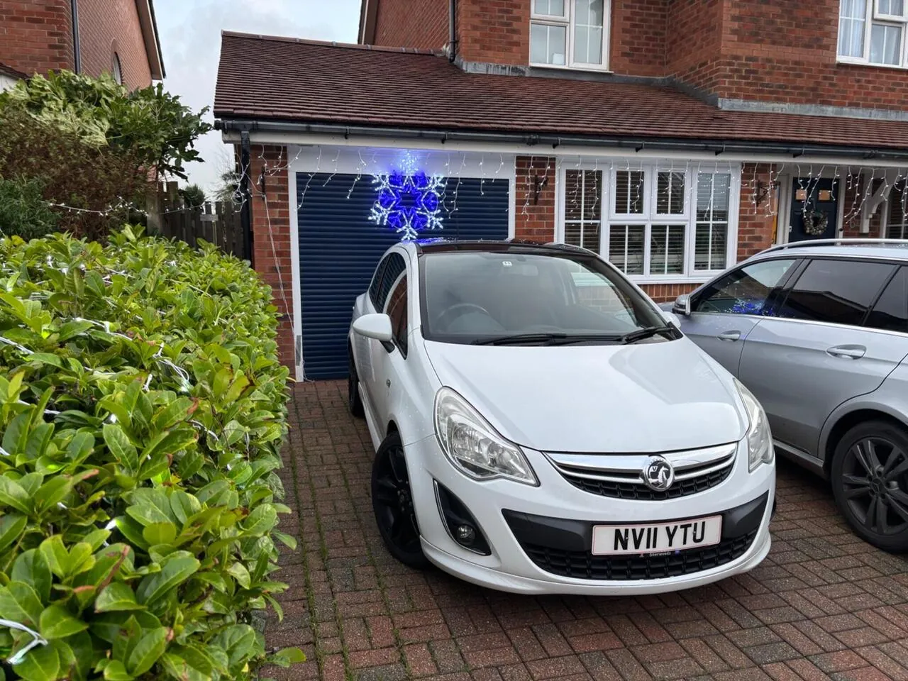 Vauxhall Corsa 2011 photo 3