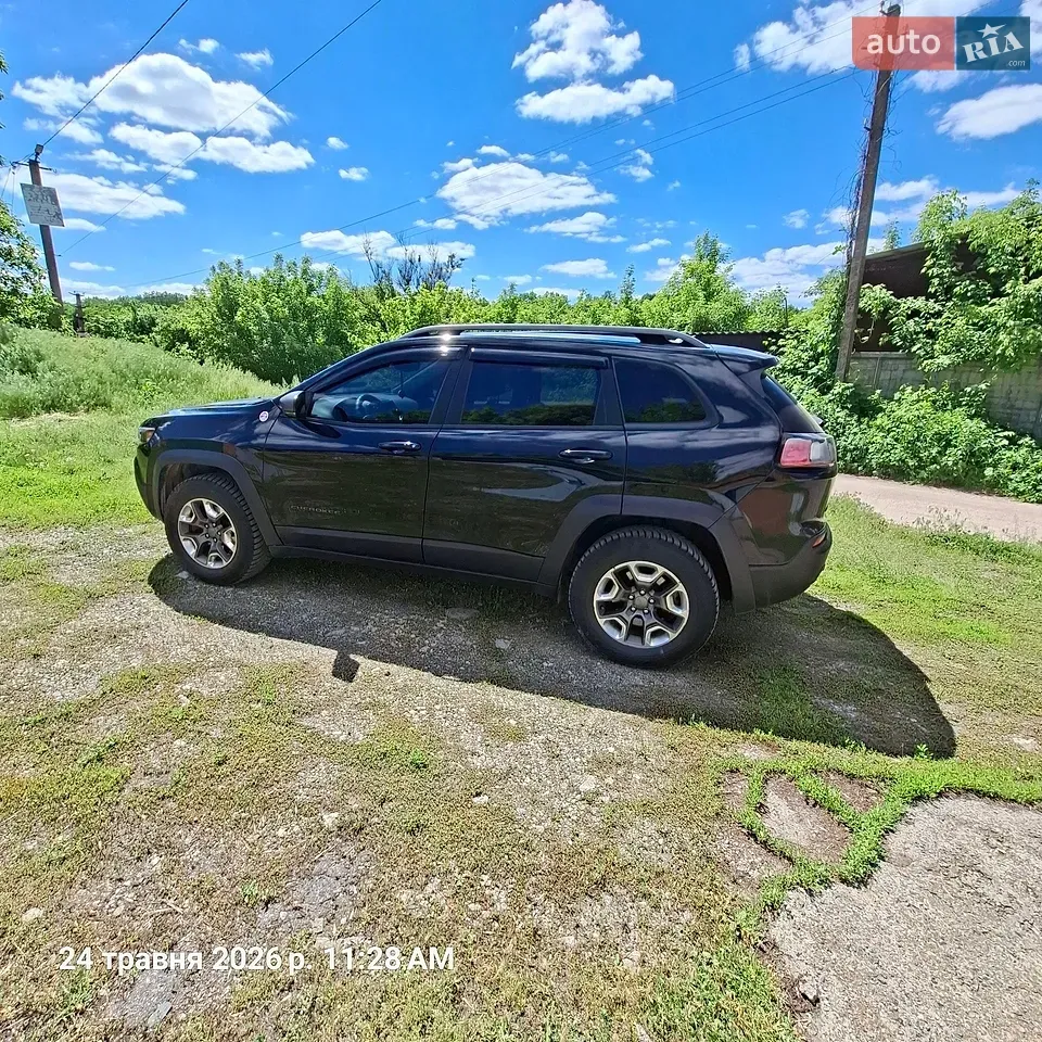 Jeep Cherokee 2019 photo 5