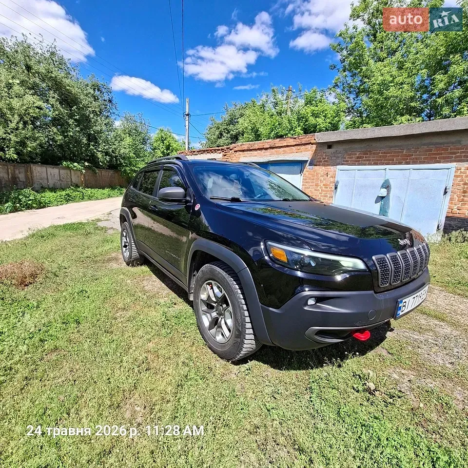 Jeep Cherokee 2019 photo 3