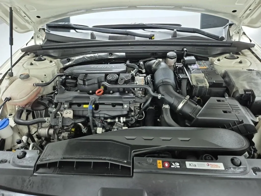 Kia K5 2023 photo 5