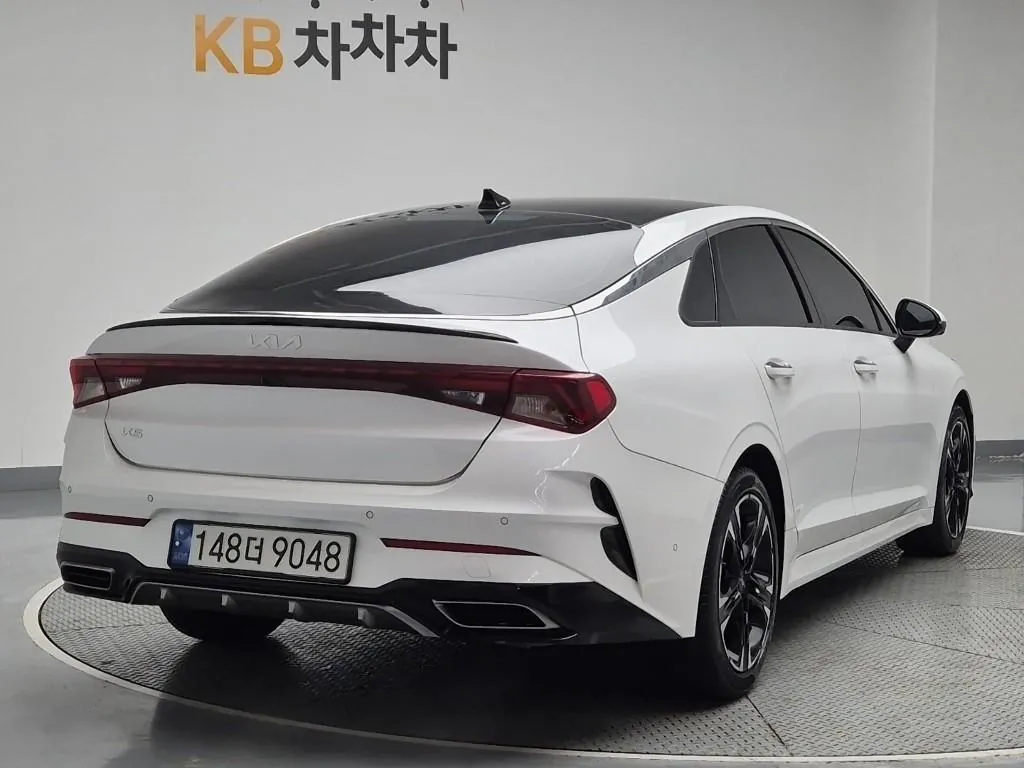 Kia K5 2023 photo 3