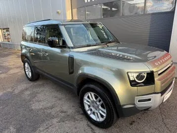 Land Rover Defender 2024 photo 2
