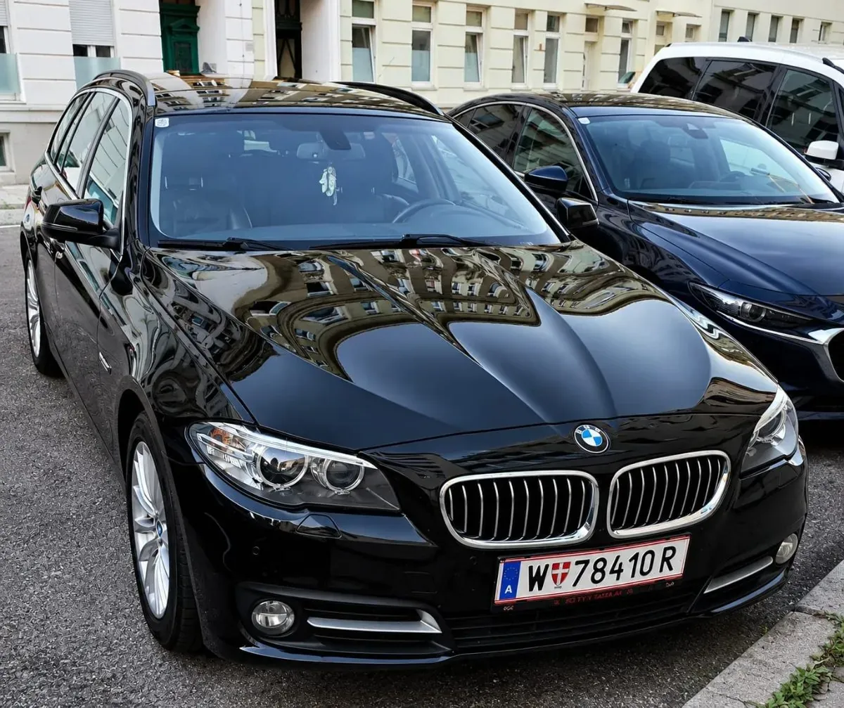 BMW 5 Series 2016 photo 2