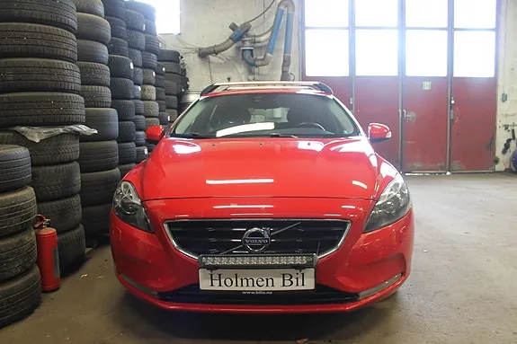 Volvo V40 2014 photo 3