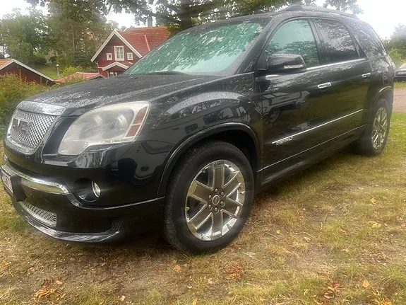 GMC Acadia 2011 photo 3