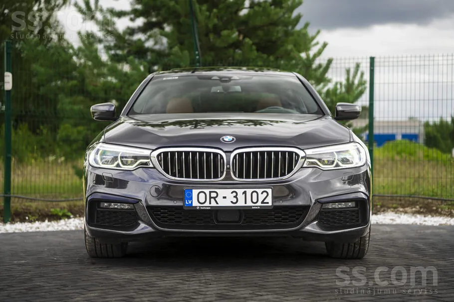BMW 530D 2019 photo 2