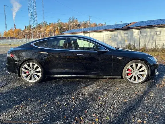 Tesla Model S 2015 photo 4