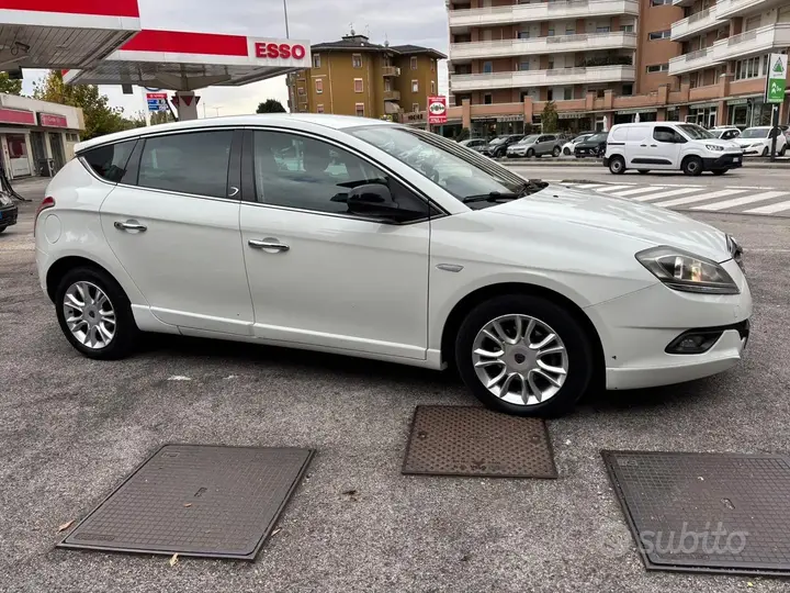 Lancia Delta 2014 photo 3