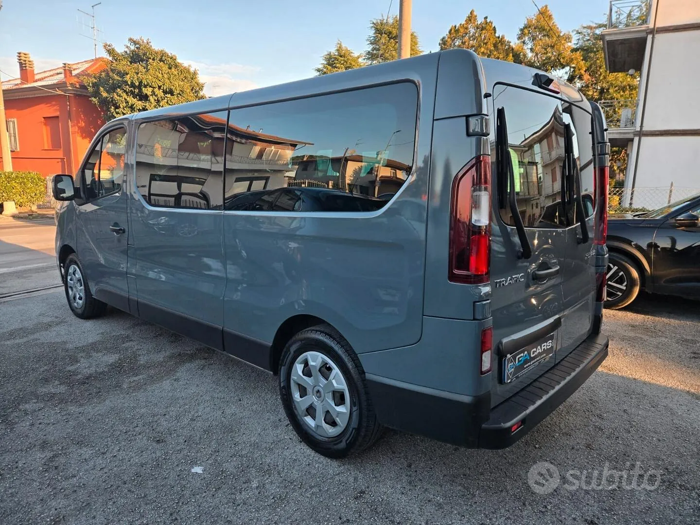 Renault Trafic 2023 photo 4