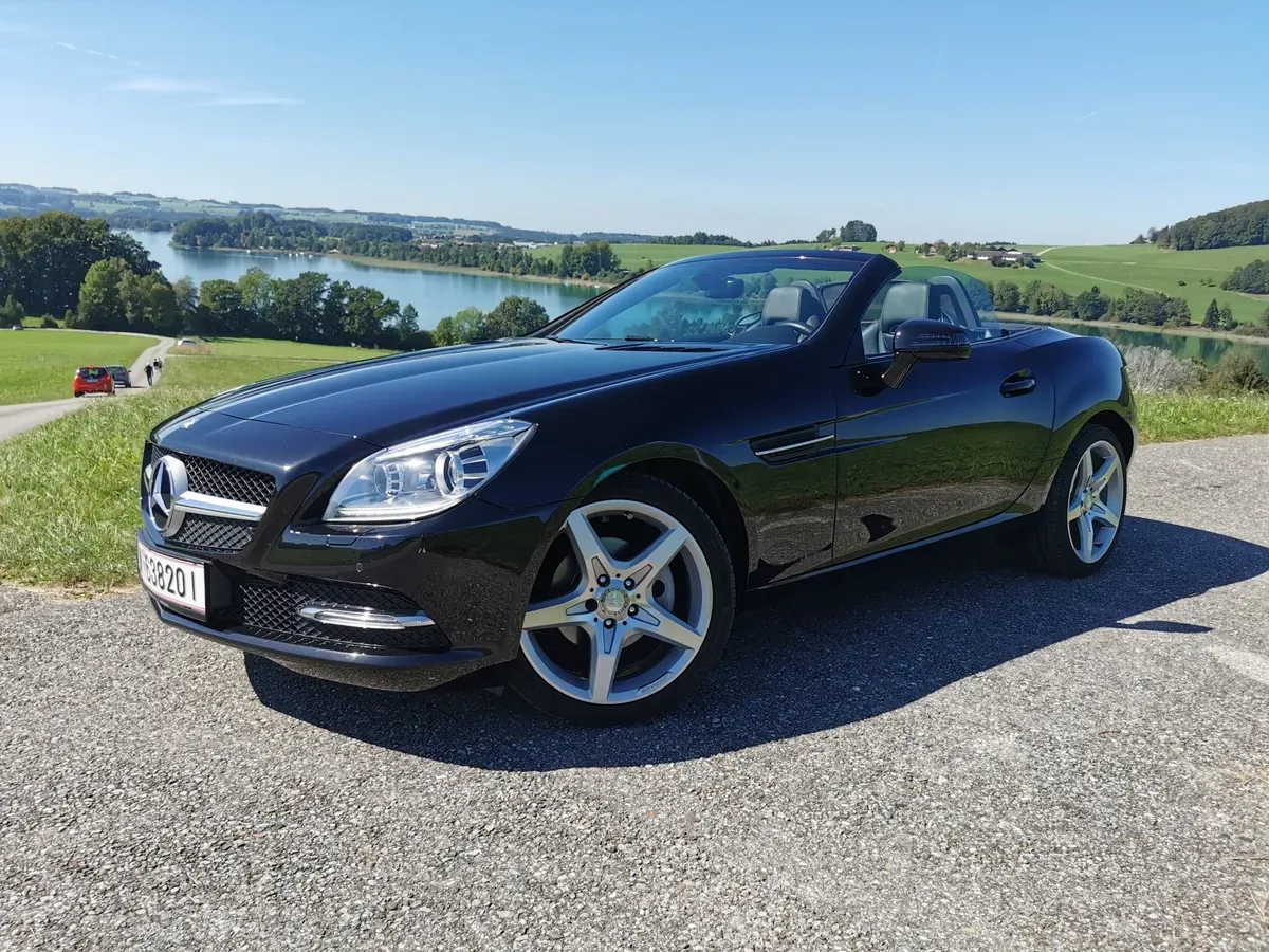 Mercedes-Benz Slk-Class 2012 photo 2