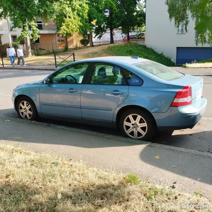 Volvo S40 2006 photo 2