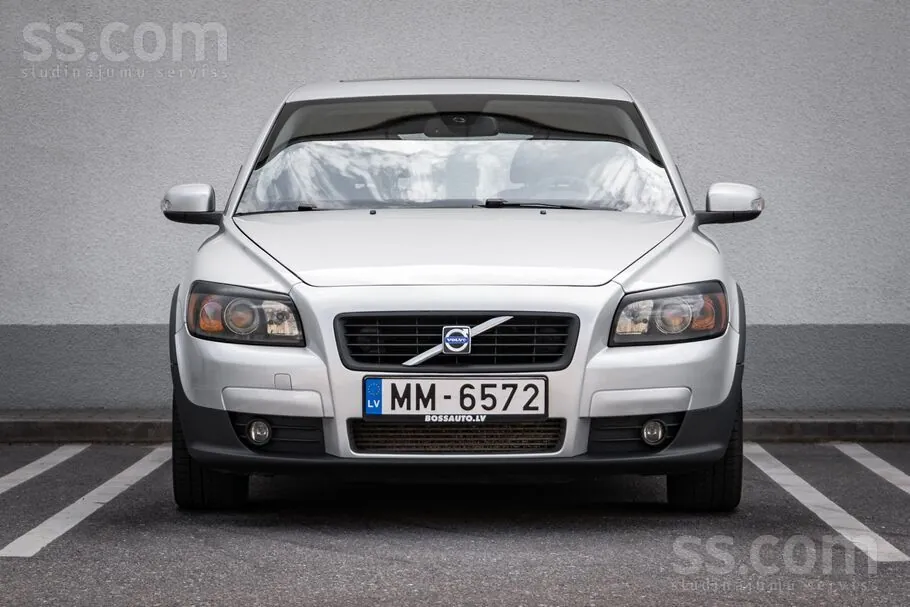 Volvo C30 2008 photo 2