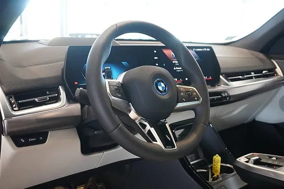 BMW Ix2 2026 photo 2