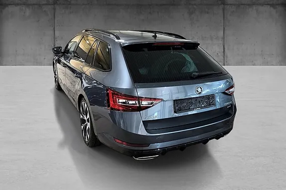 Skoda Superb 2018 photo 4