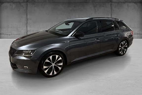 Skoda Superb 2018 photo 2