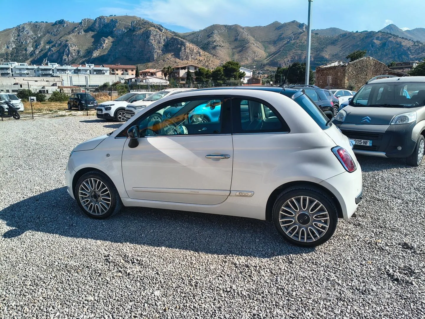 Fiat 500 2015 photo 4
